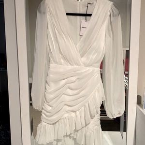 White long Sleeves Dress